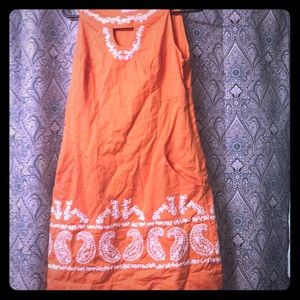 Lilly Pulitzer embroidered keyhole dress w/pockets